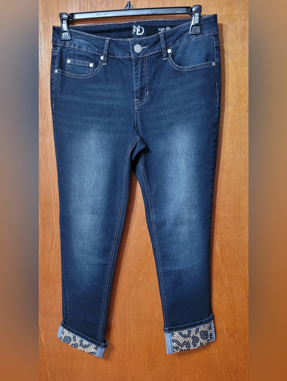 New Directions Cropped Jean With Embellished Cuff Size 8 Regular (1765)